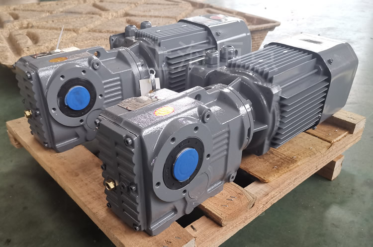 KA37系列減速機通孔輸出，配電機實物圖