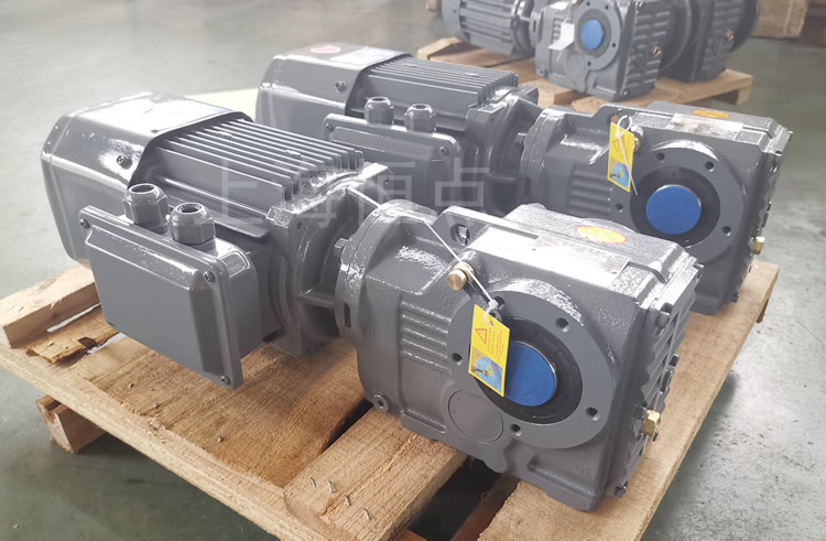 KA37系列減速機通孔輸出，配電機實物圖