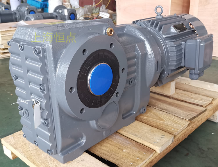 KAZ87減速機 右輸出配小法蘭+通孔 輸入配電機 實物圖 -上海恒點