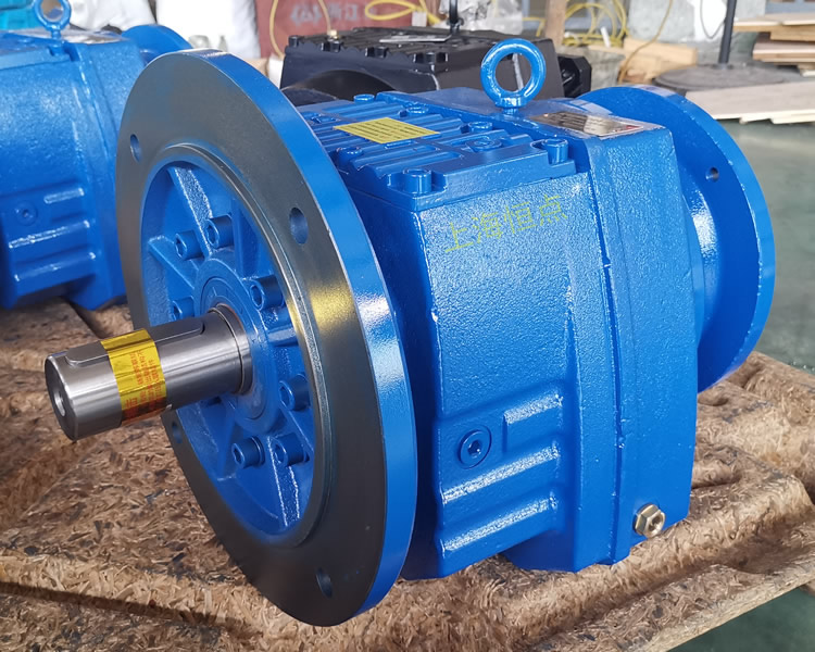 RF87減速機，輸入配法蘭B5端蓋，立式法蘭輸出，實物照片