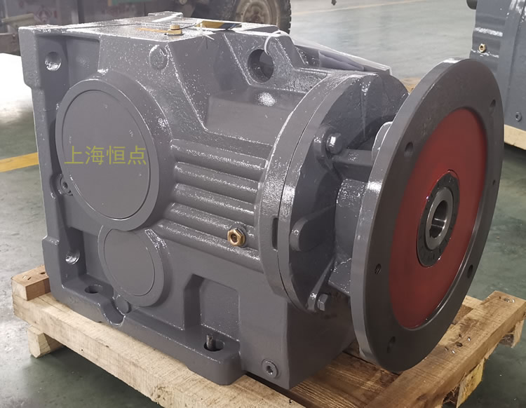 K97減速機，輸入配電機法蘭端蓋，右輸出單軸，實物圖如下