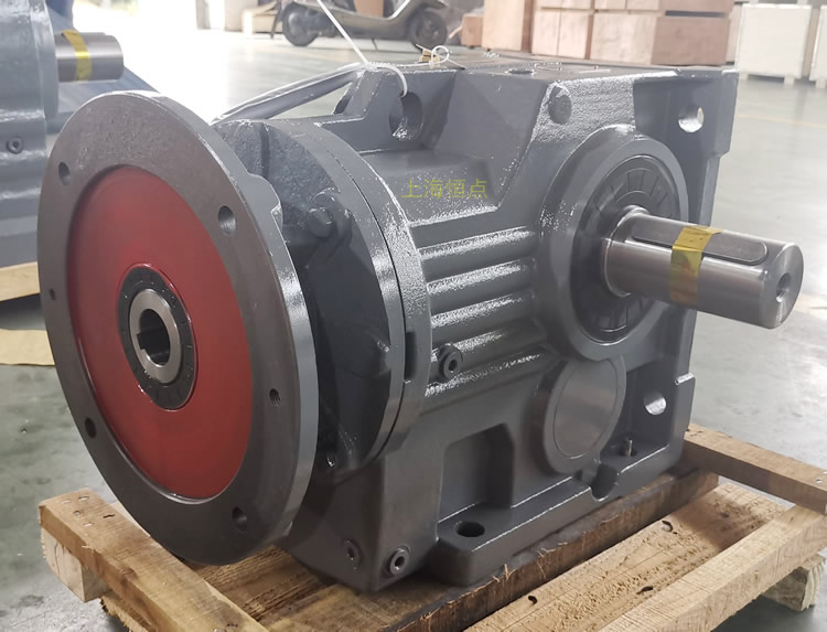 K97減速機，輸入配電機法蘭端蓋，右輸出單軸，實物圖如下